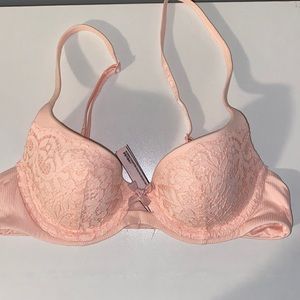victoria's secret pink t-shirt bra